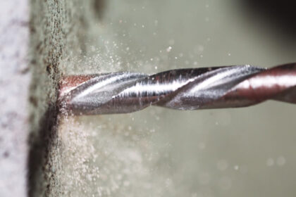 Krok po kroku: Proces iniekcji krystalicznej